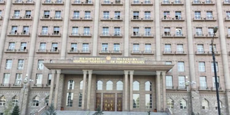Таджикский дипломат принял участие в «Дне послов Восточной Европы в порту Гамбурга»