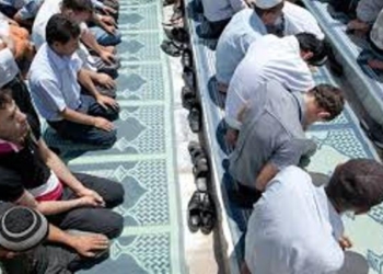 В Таджикистане ждут выводы комиссии по перерегистрации закрытых ранее мечетей