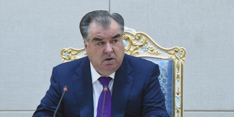 Эмомали Рахмон отказался от резиденций в Кулябе и Бохтаре