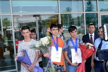 Таджикские школьники завоевали медали на мировой школьной олимпиаде по физике в Тель-Авиве