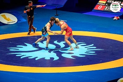 Два таджикских борца выступят на чемпионате мира по борьбе среди молодежи в Таллине
