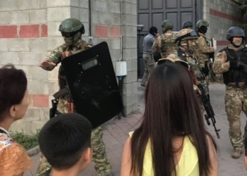 Силовики потерпели сокрушительное фиаско при попытке силового захвата Атамбаева, — мнение