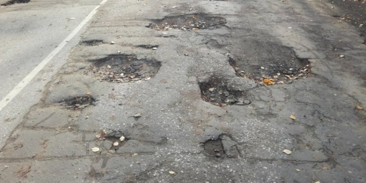 На содержание автомобильных дорог в Таджикистане из бюджета предусмотрено выделить около $7,2 млн.