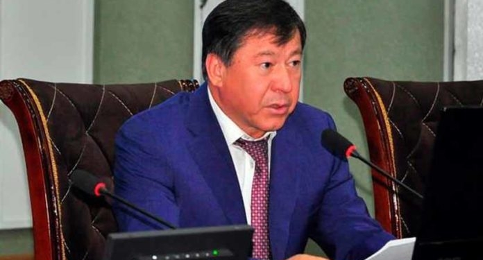 Глава МВД Таджикистана попросил российского коллегу расследовать инцидент с избиением таджика скинхедами