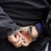 В Вахдате мужчина оставил своего односельчанина без денег и мобильного телефона