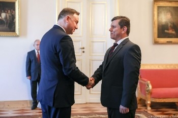 Посол Таджикистана встретился с президентом Польши