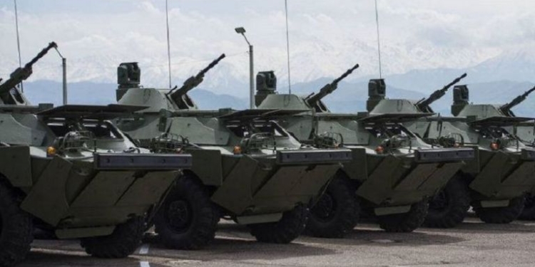Россия передала Таджикистану военную технику и вооружение на 320 млн. рублей