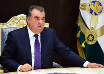 Президент произвел кадровые изменения в ГКНБ и МВД и снял с должности судью