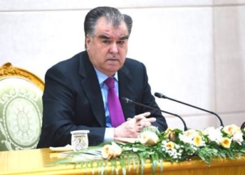 Э.Рахмон призвал профсоюзы активно защищать права трудящихся