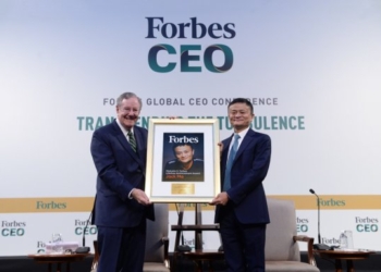 Ма Юнь получил премию Forbes за прижизненные достижения