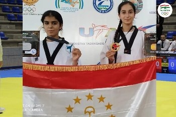 Таджикские таэквондисты завоевали 20 медалей на турнире Bukhara Open-2019