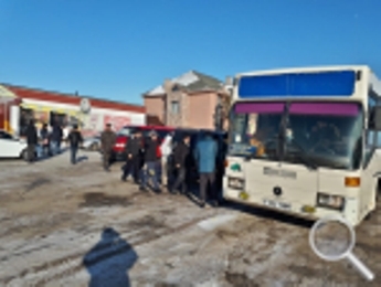 Казахстанские спасатели не дали замерзнуть более 80 гражданам Таджикистана
