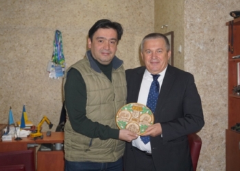 Редакцию «Авеста» посетил посол Украины в Таджикистане Василий Серватюк