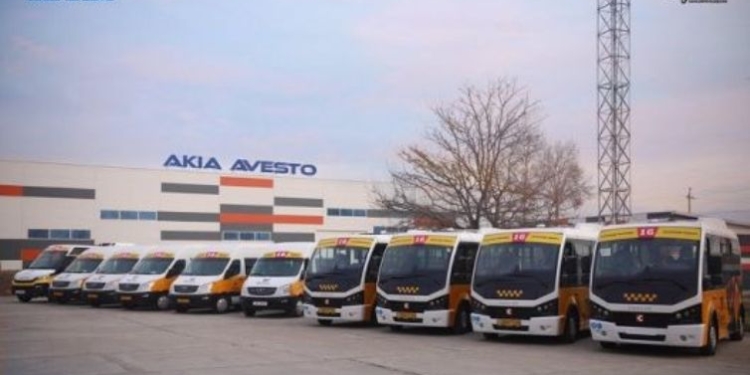 В Душанбе начали курсировать новые микроавтобусы по маршруту «Мусича»