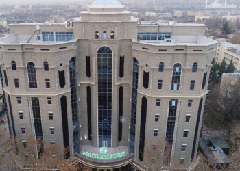 В Душанбе сдано в эксплуатацию новое здание «Амонатбанка»