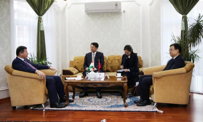 Таджикский вопрос. Таджикистан и Китай. Чрезвычайный и полномочный посол КНР В Таджикистане. Таджикско китайские отношения. Китайское сотрудничество с Таджикистаном.