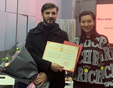Таджикский художник стал почетным профессором Пекинского городского университета