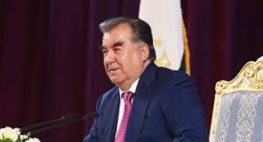 Президент поздравил таджикистанцев с праздником Сада