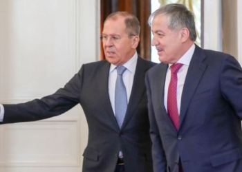 Глава МИД Таджикистан совершит официальный визит в Москву