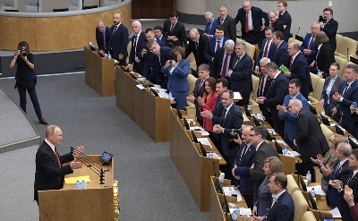 Госдума поддержала предложение об обнулении президентских сроков