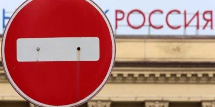 Россия решила не распространять временное ограничение на въезд на граждан стран СНГ