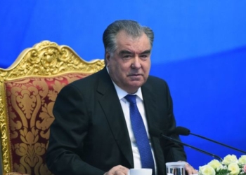 Президент призвал народ не верить дезинформаторам и не паниковать