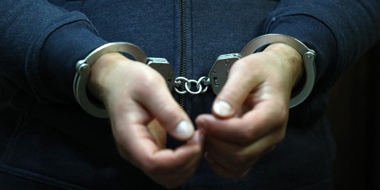 Житель Вахша напал на женщину с ножом с целью убийства. Его задержали