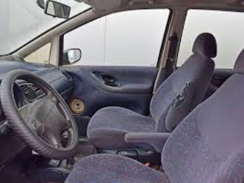Жителю района Айни не выплатили стоимость трех автомобилей