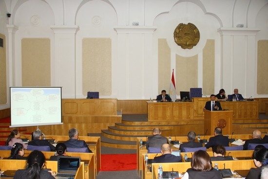 В Маджлиси намояндагон обсудили Закон «О нормативных правовых актах»