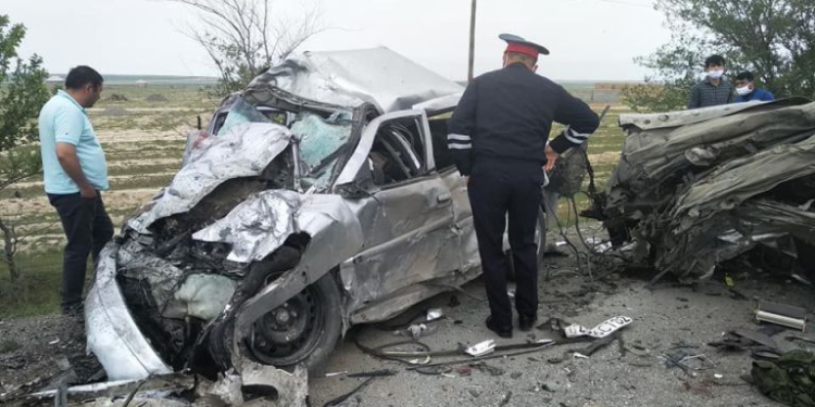 Восемь человек погибли в результате ДТП на автодороге Душанбе-Худжанд