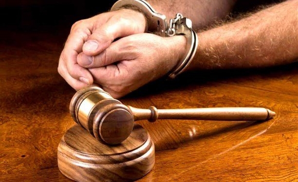 Житель района Рудаки получил 8 лет за убийство любовника своей жены