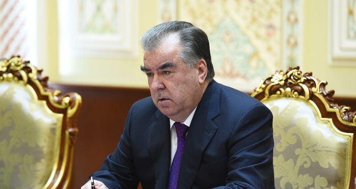 Президент поручил главам областей, ряда городов и районов усилить борьбу с COVID-19
