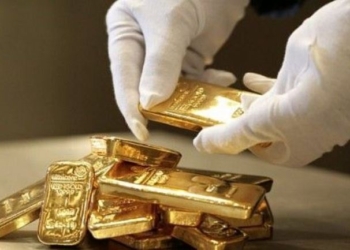 Золото подорожало, а нефть подешевела