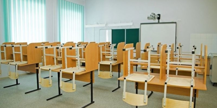 В Таджикистане школьникам продлили временные каникулы