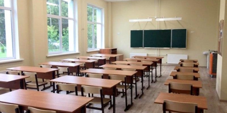 В Таджикистане с начала года сданы в эксплуатацию более 20 новых школ и медучреждений