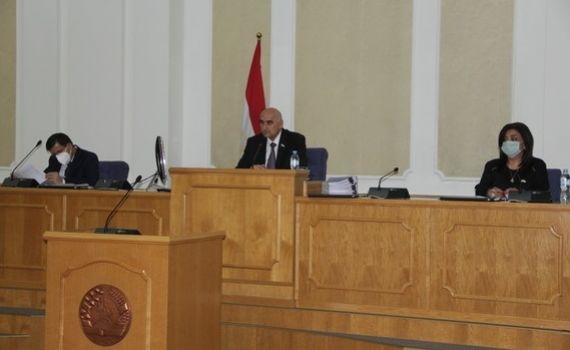 Парламентский Совет обсудил Межправсоглашение Таджикистана и Франции о воздушном сообщении