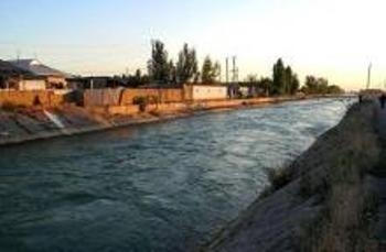 Спасатели извлекли из Гиссарского канала тело юноши, утонувшего накануне