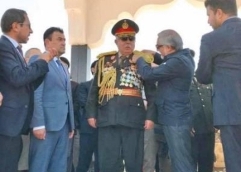 Дустум заявил, что при поддержке международных сил может победить талибов в течение шести месяцев