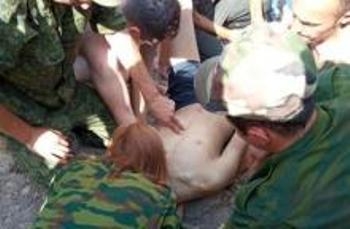 В Душанбе спасатели вытащили из реки тонущего юношу. Он скончался на пути в больницу