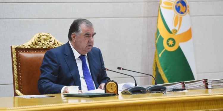 Президент поручил правительству принять меры по предотвращению второй волны коронавируса