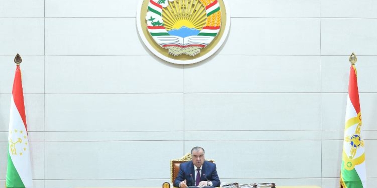 Президент потребовал основательно подготовится к зиме