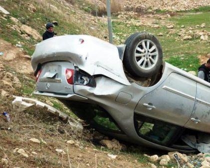 В районе Айни автомобиль сорвался в пропасть. Погибли водитель и пассажир