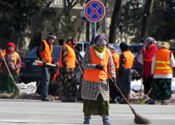 Мэрия Душанбе окажет денежную помощь ветеранам ВОВ и дворникам