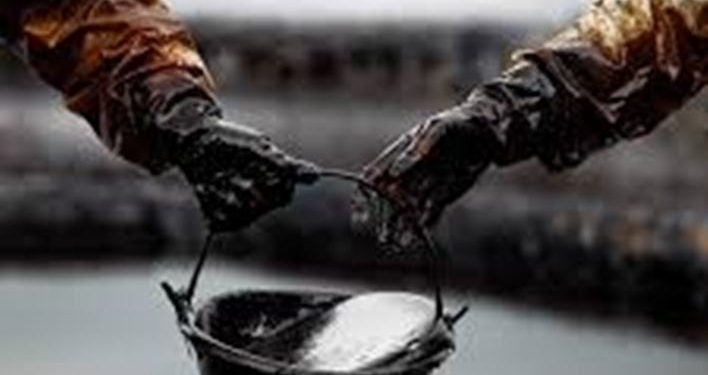 Объем производства нефтепродуктов в Таджикистане увеличился на 3,8%
