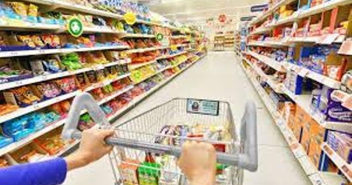 Оборот оптовой и розничной торговли в Таджикистане снизился на 7%