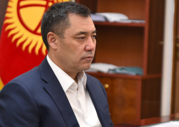 Звонят моему сыну и предлагают $300 тыс. за должность, — Садыр Жапаров
