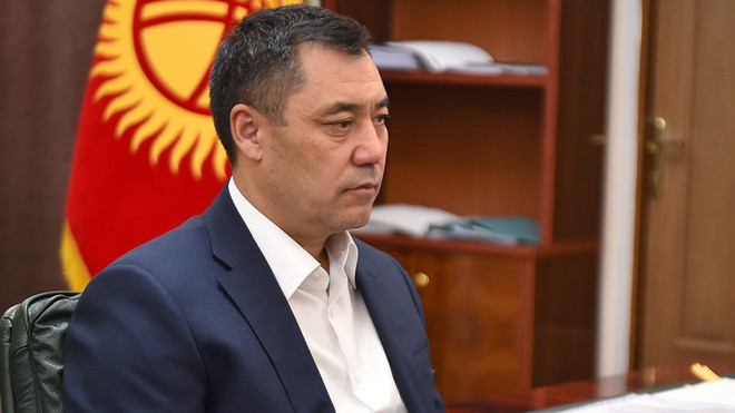 Звонят моему сыну и предлагают $300 тыс. за должность, — Садыр Жапаров