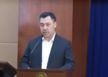 В Кыргызстане новый состав правительства, а Атамбаева снова задержали