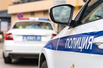 Гражданин Таджикистана пытался совершить суицид в отделении полиции в Москве