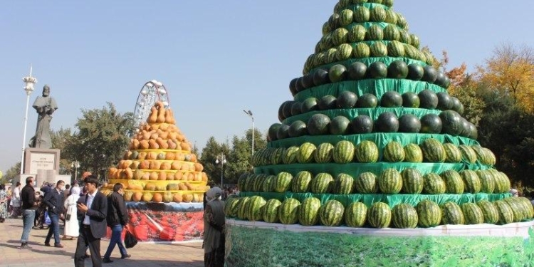 В Душанбе прошли праздник «Мехргон» и фестиваль риса (фото)